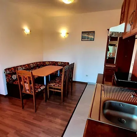 Adri ゲストハウス