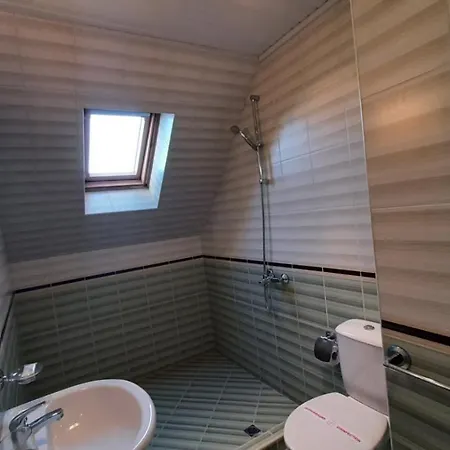 Adri 招待所 内塞伯尔