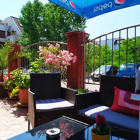 Guest house Adri 2*